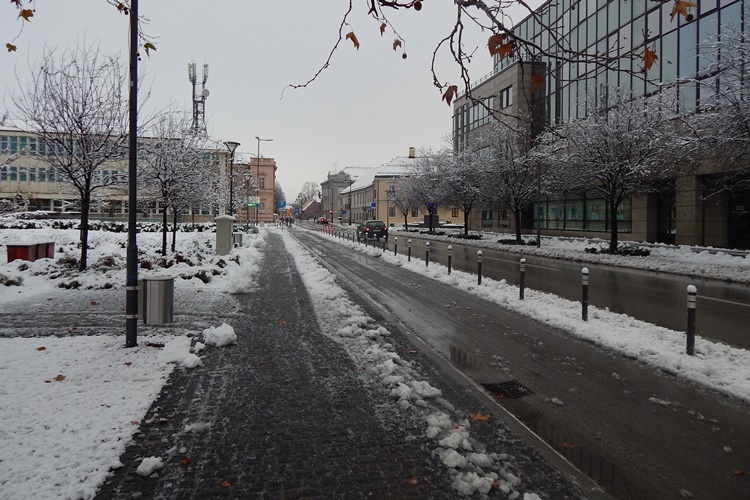 snijeg promet cesta