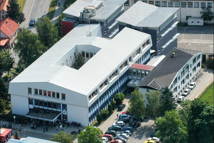 Elektrostrojasrka škola