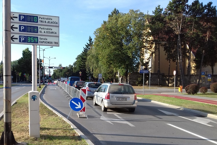Kapucinski trg prometna regulacija