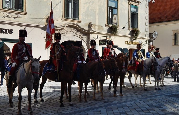 povijesne postrojbe