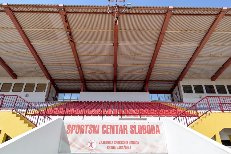 Stadion_Sloboda