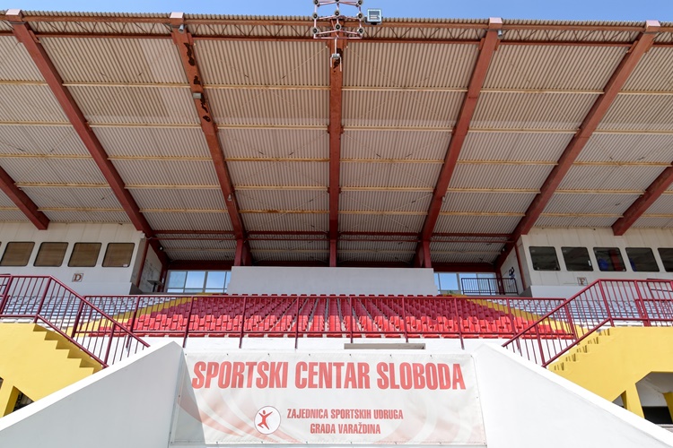 Stadion_Sloboda9